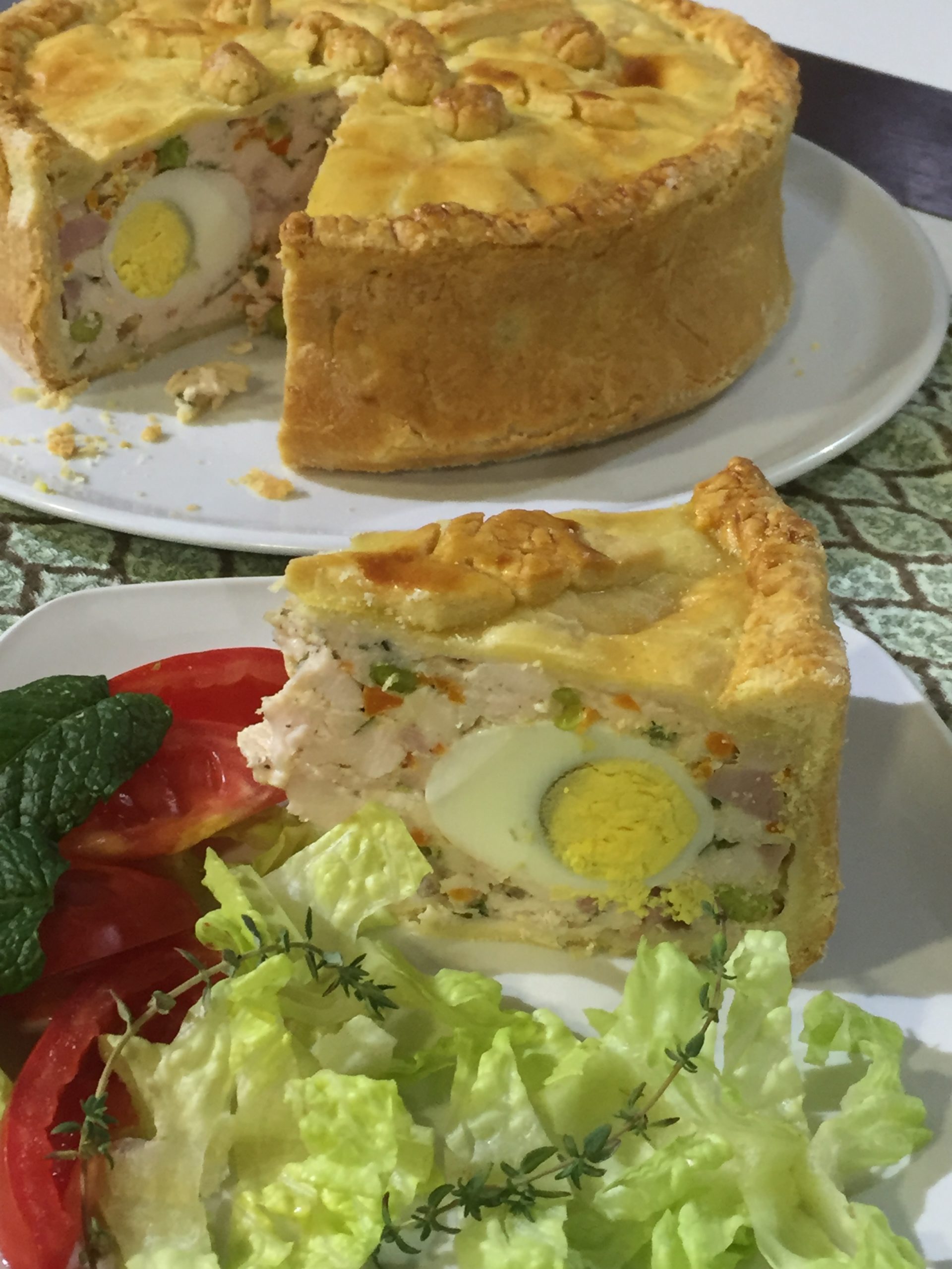 PICNIC EGG AND CHICKEN PIE - Scotts Supermarket
