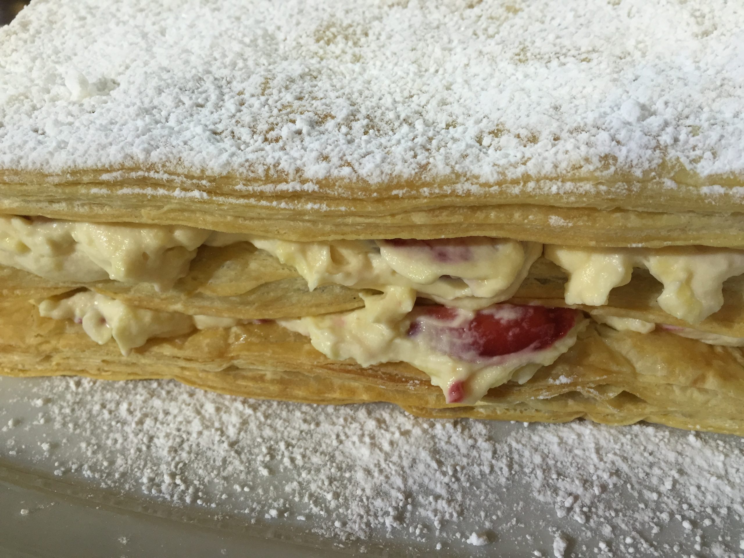 STRAWBERRY MILLE FUEILLES - Scotts Supermarket